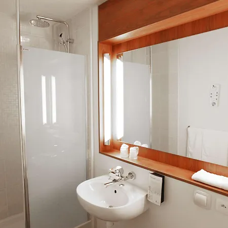 Otel Campanile Aeroport Lingolsheim Strazburg