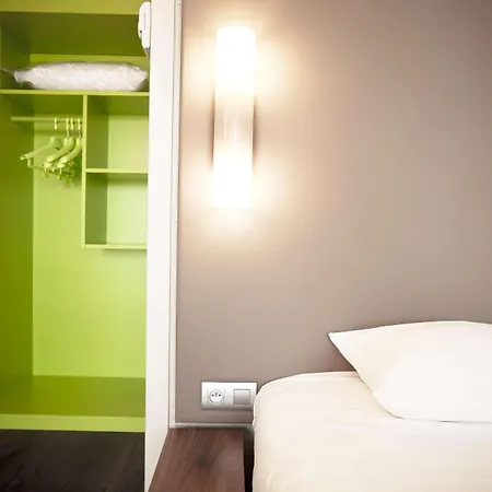 Campanile Aéroport Lingolsheim Hotel Estrasburgo
