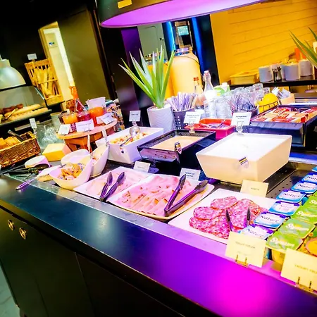 Hotel Campanile Aéroport Lingolsheim 3*