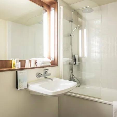 Campanile Aéroport Lingolsheim Hotel 3*