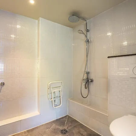 Campanile Aéroport Lingolsheim Hotel 3*