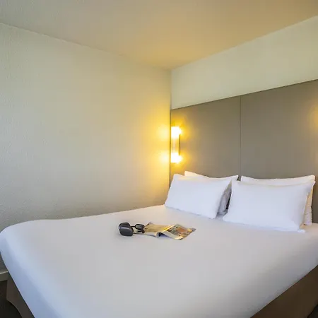 Campanile Aéroport Lingolsheim Hotel 3*