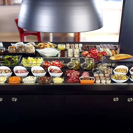 Hotell Campanile Aeroport Lingolsheim
