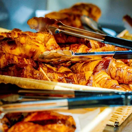 مطار كامبانايل لينغولزهايم ستراسبورغ